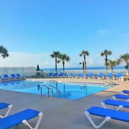 Sunny Daze: Beachside Family Resort